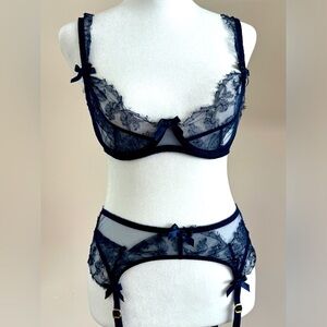AGENT PROVOCATEUR bra and garter set 32D